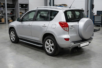 Toyota Rav 4 2006–2013 Bočné nášľapy Tayga Grey (2 ks, hliník) fotografia 1