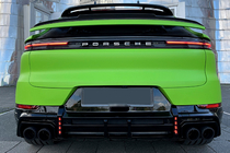 Porsche Cayenne 2018– LRT-Design Carbon bodykit sada (pre 2023-2026) fotografia 6