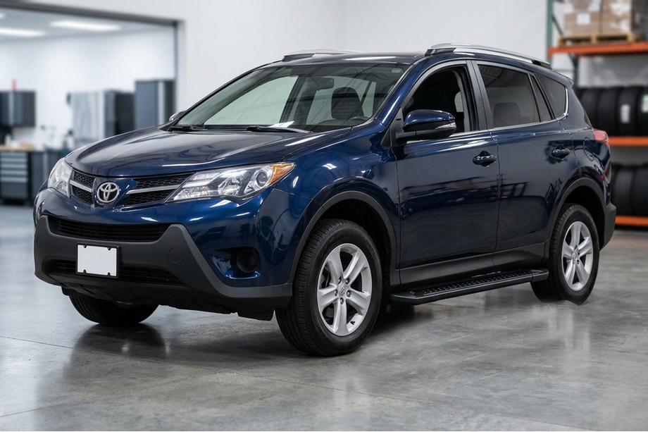 Toyota Rav 4 2013–2018 Bočné nášľapy Allmond Black (2 ks, hliník) Image