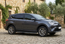 Toyota Rav 4 2013–2018 Bočné nášľapy Bosphorus Black (2 ks, hliník) fotografia 1
