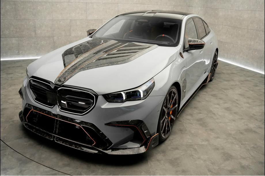 BMW 5/i5 séria G60/G60E/G61 2023– MNSR Carbon bodykit sada (pre M5, kovaný karbón) Image