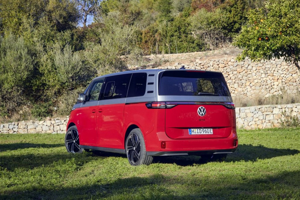 Recenzia Volkswagen ID. Buzz GTX (Long, 91 kWh): Najvýkonnejší elektrický minivan Fotografia 3