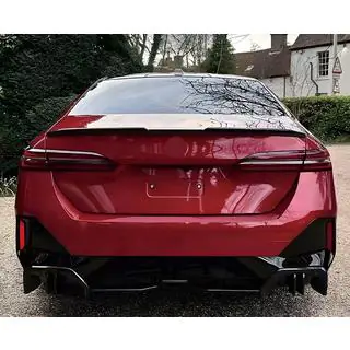 Difúzor zadného nárazníka Gloss Black (pre M-Sport) fotografia 1