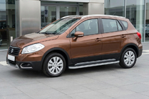 Suzuki SX4 S-Cross 2013–2016 Bočné prahy Tayga Grey (2 ks, hliník) fotografia 1