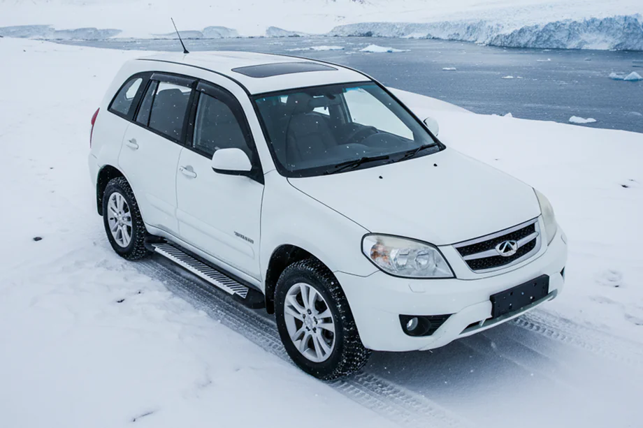 Chery Tiggo 3 2005– Bočné nášľapy Line (2 ks, hliník) Image