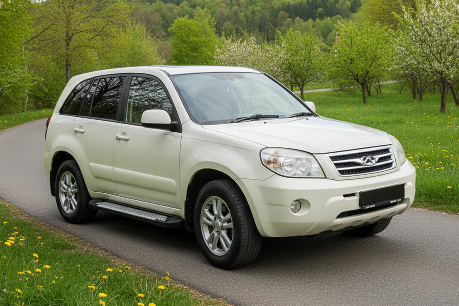 Chery Tiggo 3 2005– Bočné prahy Allmond (2 ks, hliník) Image