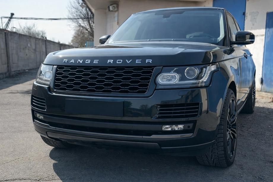 Range Rover IV L405 2013–2021 Predná maska chladiča 2013-2018 (dizajn SVO Black 2019) Fotografia 1