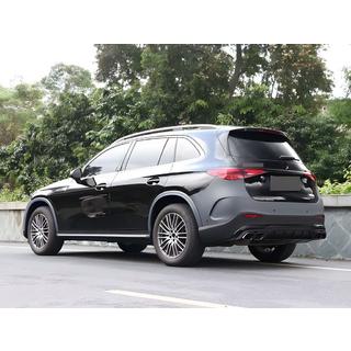 Zadný nárazník kompletný GLC63 AMG fotografia 2