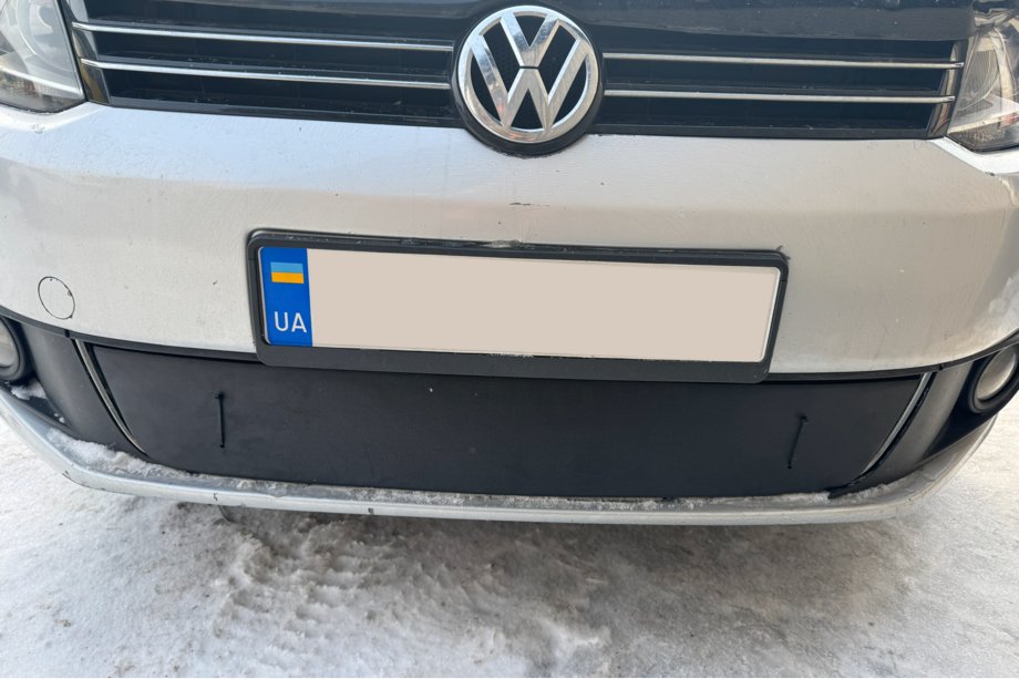 Volkswagen Touran 2010–2015 Zimná clona na masku chladiča (spodná) Fotografia 3