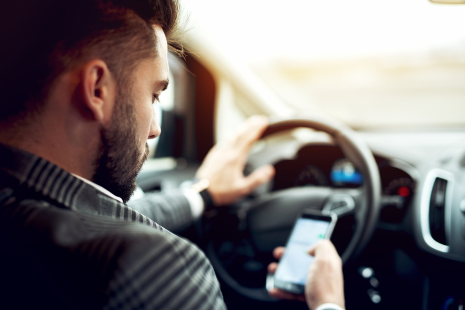 Ako skontrolovať pokuty na auto: moderné a rýchle spôsoby
