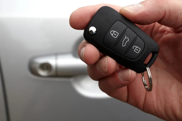 Prečo auto nerozpozná kľúč: hlavné príčiny a riešenia