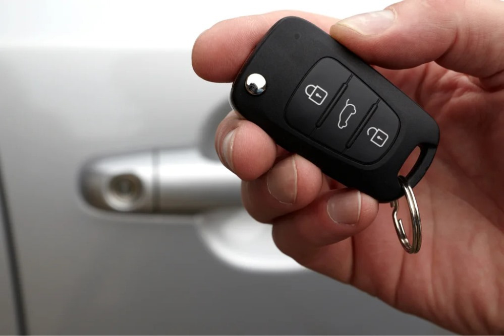 Prečo auto nerozpozná kľúč: hlavné príčiny a riešenia