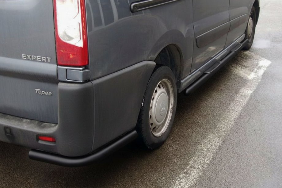 Citroen Jumpy 2007–2017 Zadné rohové oblúky Black (2 ks, nerez) Image
