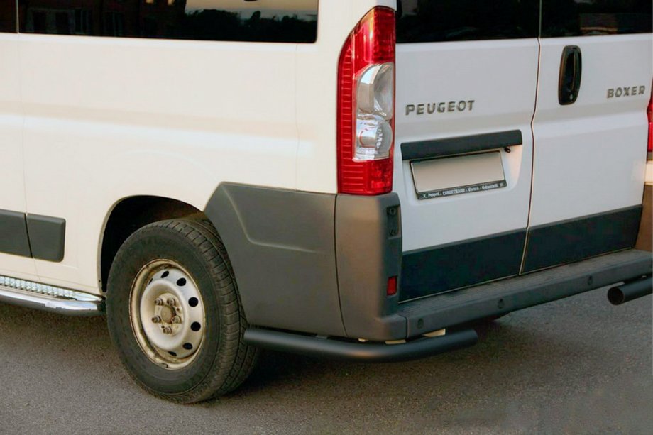 Fiat Ducato 2006–2025 Zadné rohové diely AK003 Black (2 ks, nehrdzavejúca oceľ) Image