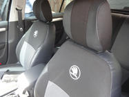 Skoda Octavia III A7 2013–2019 Autopoťahy (koženka↗látka, Premium) fotografia 2