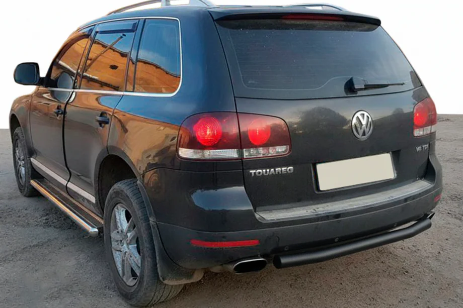 Volkswagen Touareg 2002–2010 Zadný ochranný rám AK002 Black (2 ks, nerez) Fotografia 1
