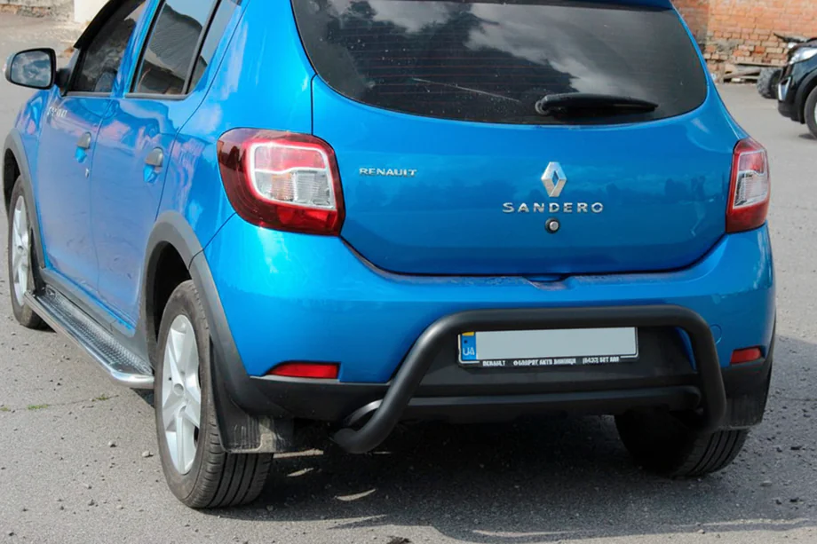 Dacia Sandero 2013–2020 Zadný oblúk AK007 Black (nerez) Fotografia 5