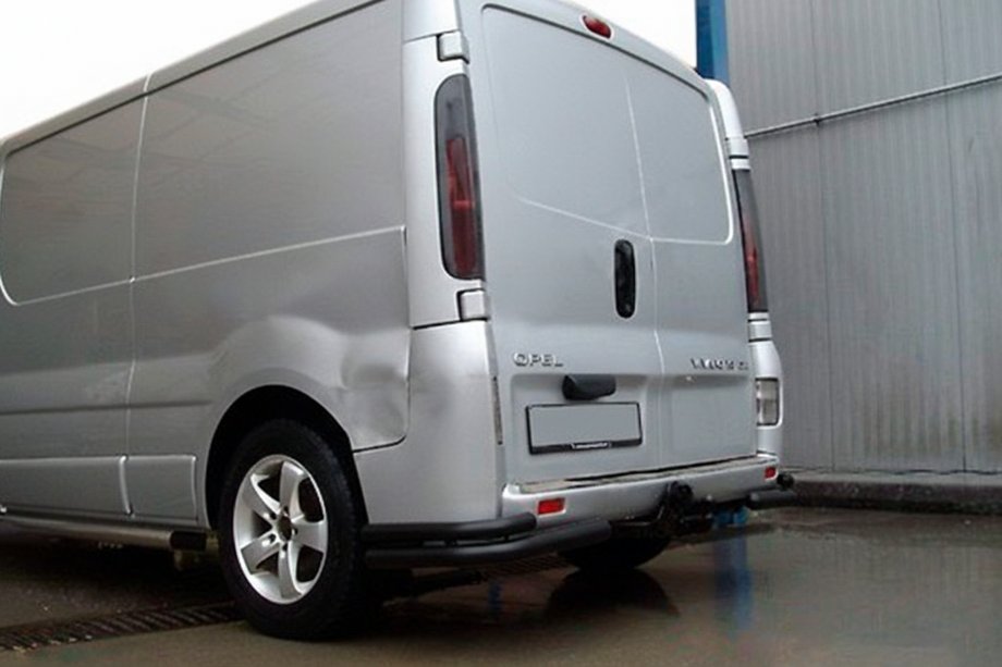 Renault Trafic 2001–2015 Zadné rohové oblúky AK003-Подвійний Čierne (nerez) Image