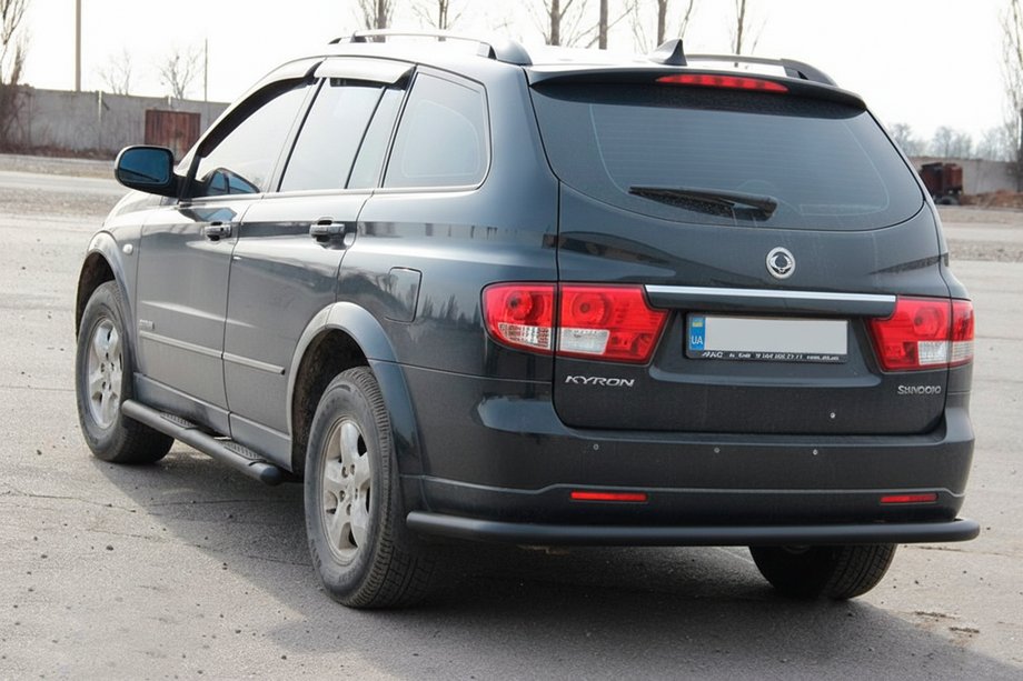 SsangYong Kyron 2005–2014 Zadný oblúk AK005 Black (nerez) Fotografia 1