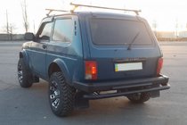Lada Niva a Urban 1977– Zadný ochranný oblúk AK002 dvojitý Čierny fotografia 1