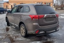 Mitsubishi Outlander 2012–2021 Zadný ochranný oblúk AK004-2 Black (nerez) fotografia 1