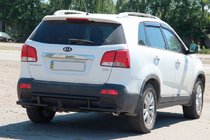 Kia Sorento II XM 2009–2014 Zadný oblúk AK002-2 Black (nerez) fotografia 4