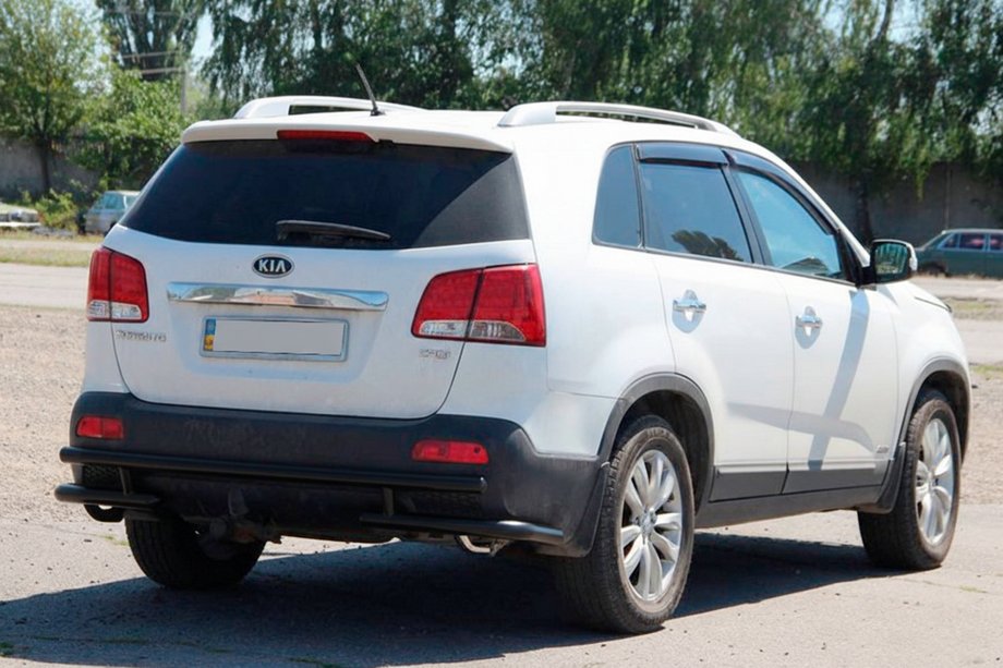 Kia Sorento II XM 2009–2014 Zadný ochranný oblúk AK003-2 Black (nerez) Image