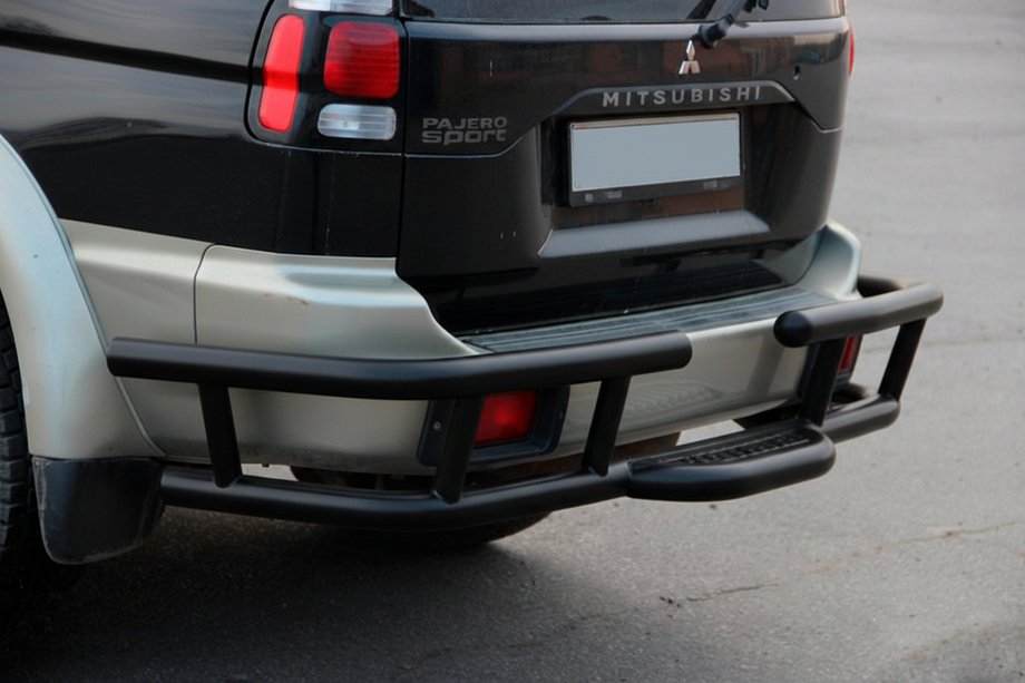 Mitsubishi Pajero Sport 1996–2007 Zadný ochranný rám AK-Special Black (nerez) Fotografia 5