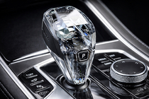 BMW X5 G05 2019–2026 Súprava kryštálových prvkov interiéru (volič automatickej prevodovky + tlačidlá) fotografia 2