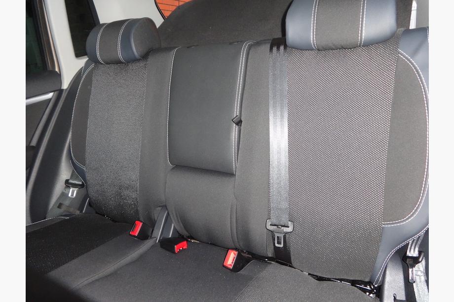 Volkswagen Tiguan 2007–2016 Poťahy na autosedadlá (ekokoža↗látka, Premium) Fotografia 24