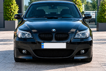 BMW 5. rad E60/E61 2003–2010 Predný nárazník M5 fotografia 5