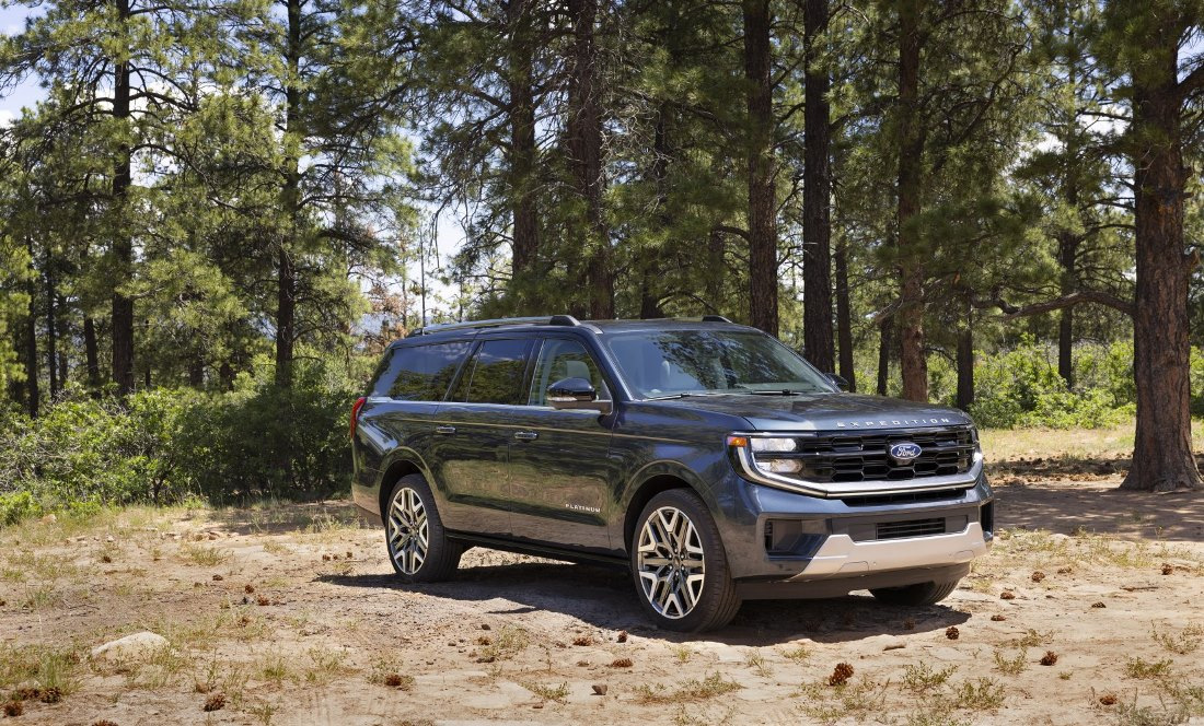 Ford Expedition MAX: Test plnohodnotného SUV pre veľkú rodinu a dlhé cesty