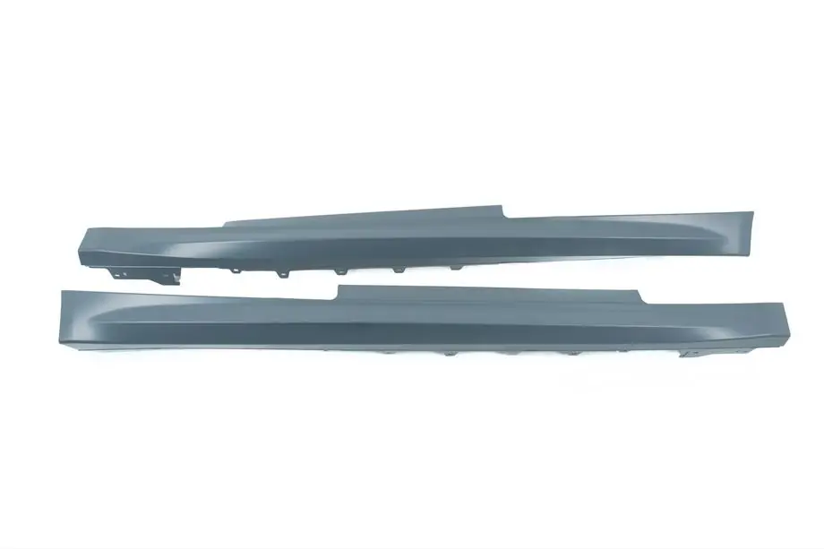 BMW 4 séria F32/F33/F36 2012–2020 Bočné prahy v štýle M4 F82 Image