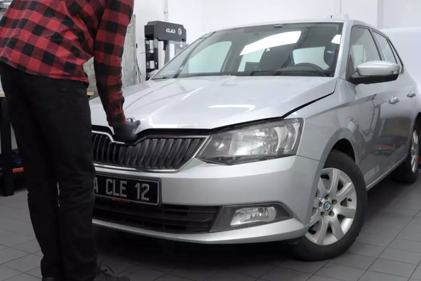 Skoda Fabia: ako otvoriť kapotu? Návod krok za krokom