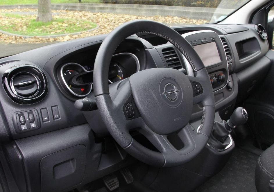 Opel Vivaro: Ako správne demontovať volant