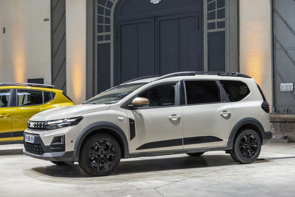 Test Dacia Jogger (2025): cenovo dostupné 7-miestne kombi