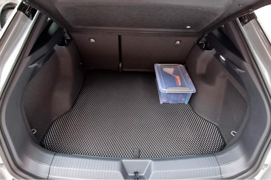 Volkswagen ID.5 2022– Vanička do kufra V1 (EVA, čierna) Fotografia 7