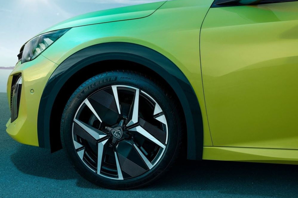 Recenzia Peugeot e-208: technické parametre, výbava, foto Fotografia 7