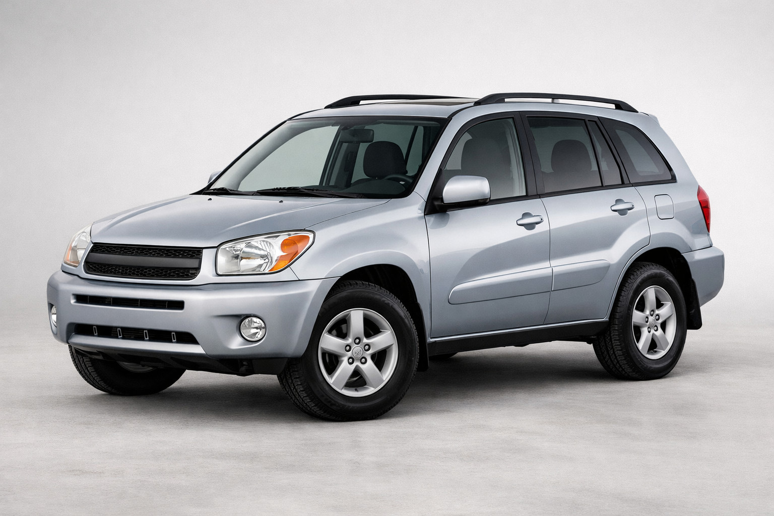 Toyota RAV4 2001-2005: čo je stále aktuálne zo starej školy