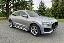 Audi Q8 2018– Bočné prahy Maydos V2 (2 ks, hliník / nehrdzavejúca oceľ) fotografia 1