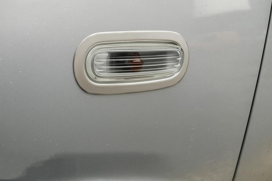 Volkswagen UP 2011–2023 Rámik smerovky (2 ks, nerez) Image