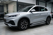 BYD Atto 3 2021– Bočné prahy Maydos V2 (2 ks, hliník / nehrdzavejúca oceľ) fotografia 1