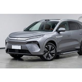 Bočné prahy Line (2 ks, hliník) BYD Tang L 2025– fotografia 1