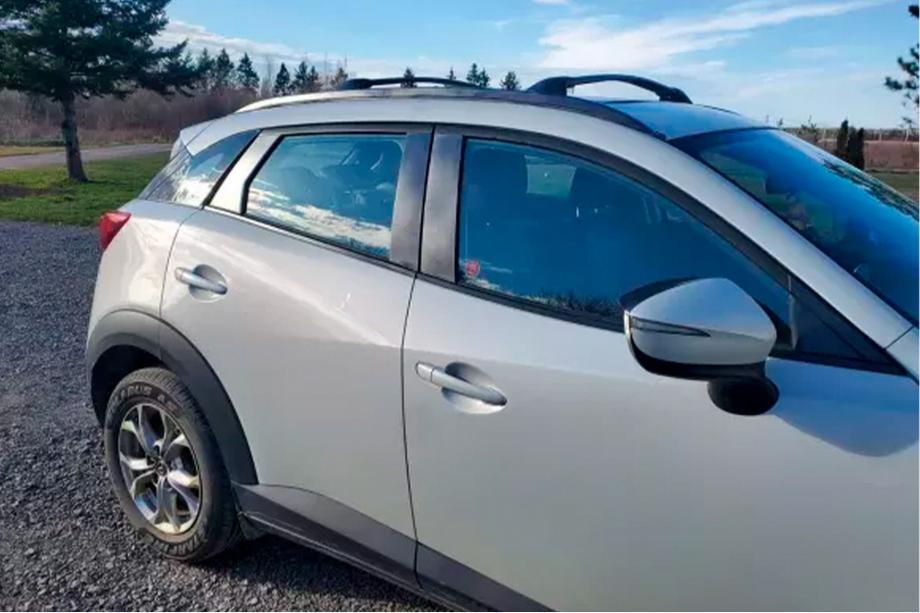 Mazda CX-3 2015– Strešný nosič (priečniky) na integrované lyžiny OEM (2 ks) Image