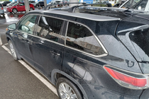 Toyota Highlander 2013–2019 Strešný nosič (priečniky) na integrované lyžiny OEM (2 ks) Čierna fotografia 7