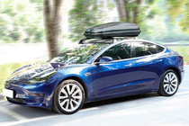 Tesla Model 3 2017– Uzamykateľné OEM priečniky do originálnych montážnych bodov (2 ks) fotografia 4