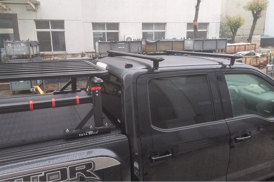 Ford F-150 2014–2021 Strešné priečniky na hladkú strechu OEM (2 ks) Fotografia 8