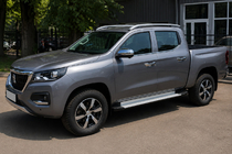 Ford Ranger 2011–2022 Sivé OEM strešné pozdĺžne nosiče (hliník) fotografia 1