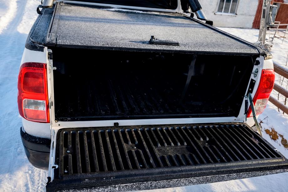 Ford Ranger 2011–2022 OEM roleta (manuálna, s rukoväťou a zámkom) Fotografia 4