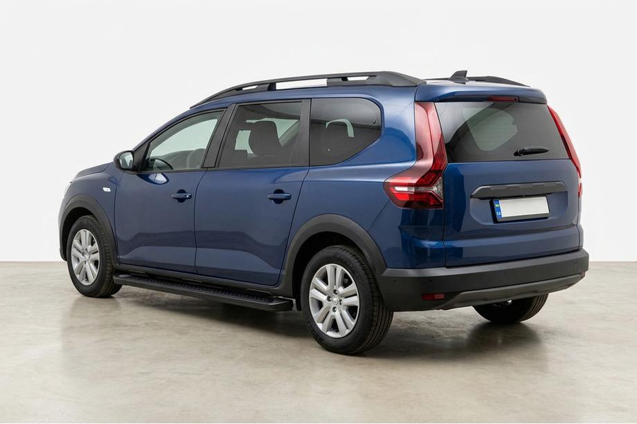 Dacia Jogger 2022– Bočné nášľapy Allmond Black (2 ks, hliník) Fotografia 1